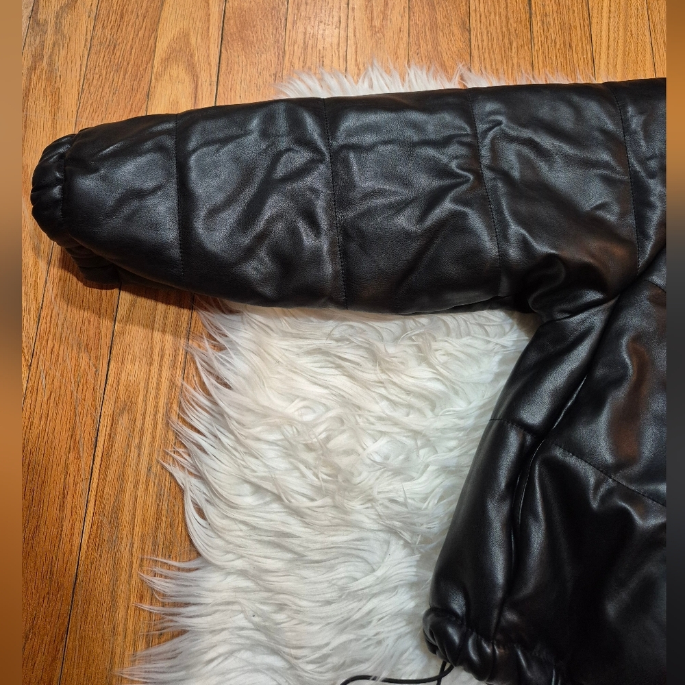 ME JANE Black Women's Puffer Faux Leather Jacket SIZE M. - Picture 4 of 16